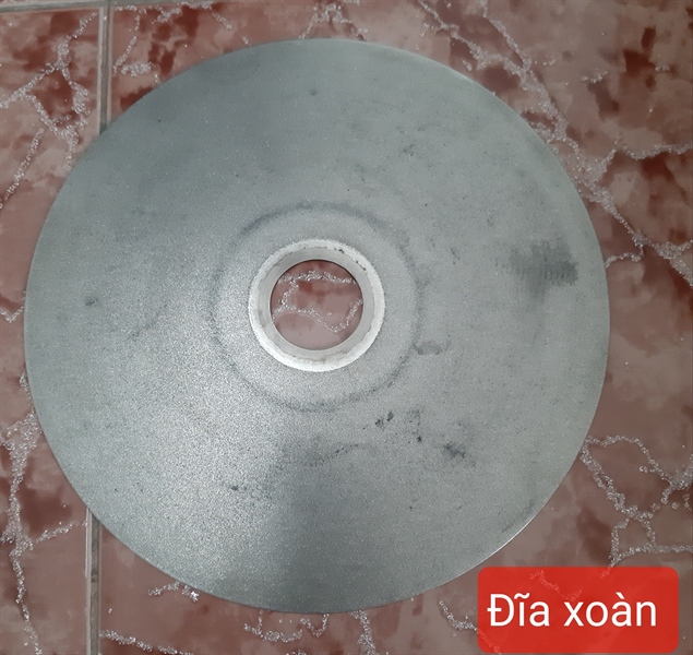 Đĩa xoàn 200mm dày 1mm cát 240 lỗ 32